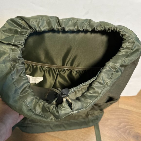 Eddie Bauer Bygone 25L Topload Pack, NEVER USED - Picture 3 of 5